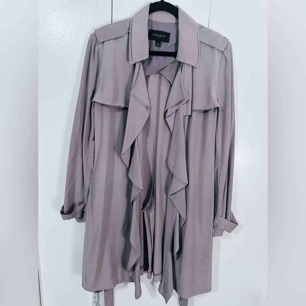 Ann Taylor Elegant Gray cardigan